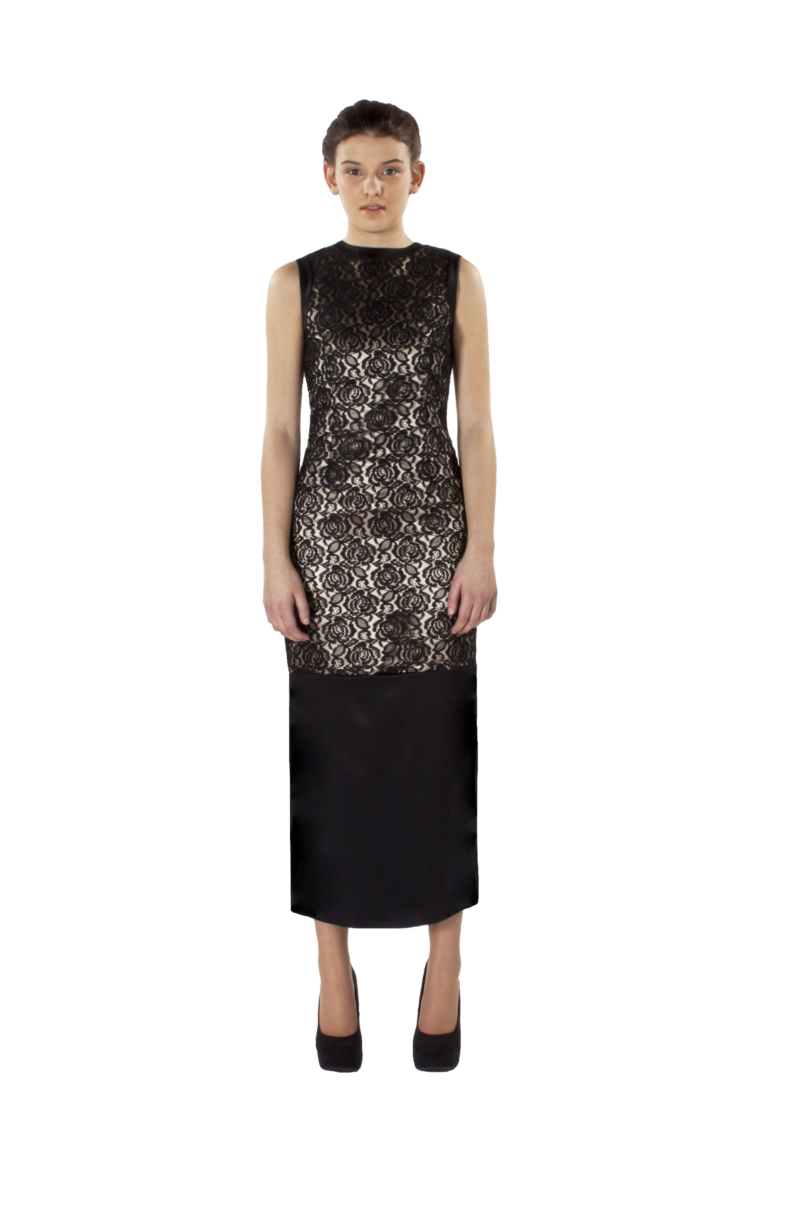 ROUND NECK FITTED MAXI DRESS BESPOKE ROUND NECK FITTED MAXI DRESS BESPOKE